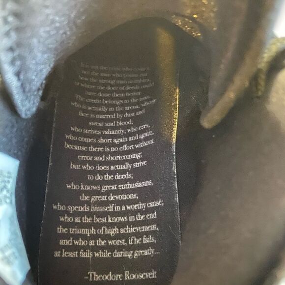 NIKE Lebron 17 “In the Arena” BQ3177-002 Basketball Shoes Size 11 - Picture 5 of 13